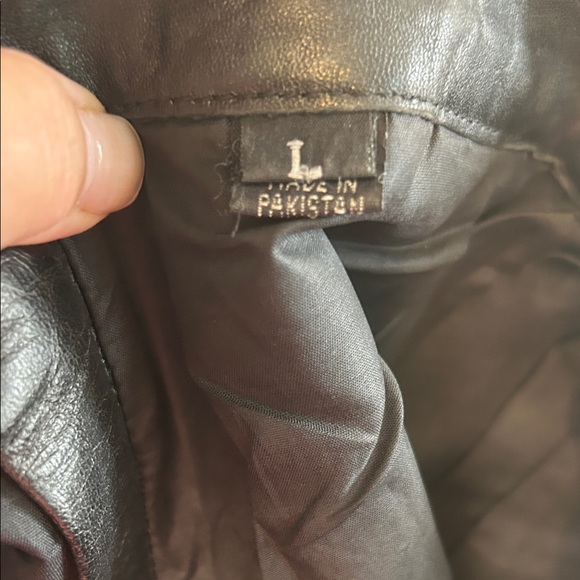 Black Leather Women's Shorts - Picture 3 of 7